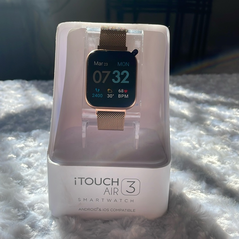 Brand New iTouch Air 3 Smartwatch